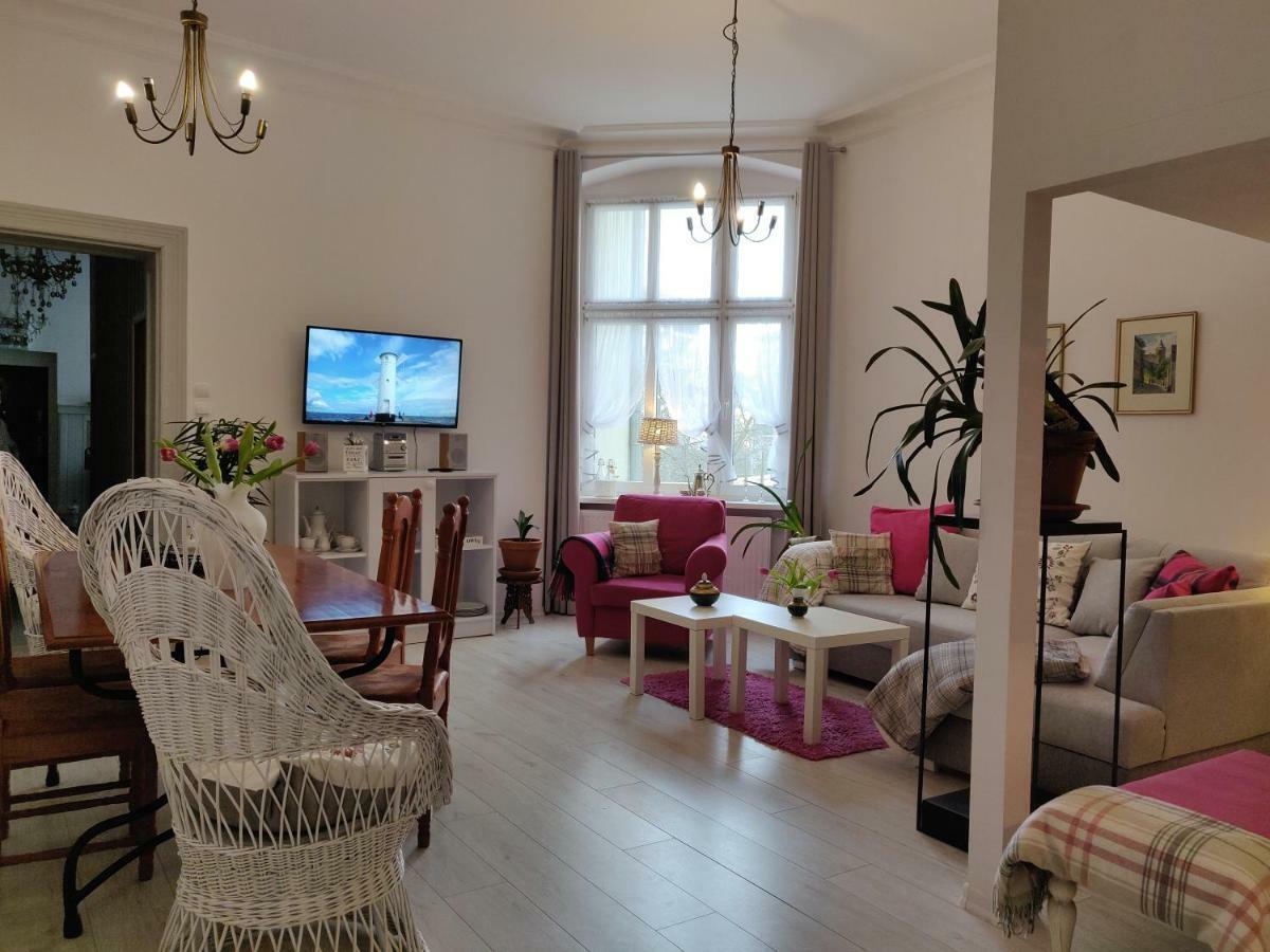 Apartament Helena Apartment ชวีโนวิชแจ ภายนอก รูปภาพ